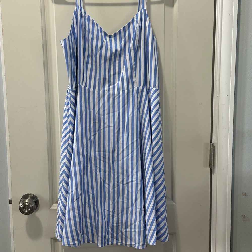 Old Navy Blue and White Striped Sundress Size Large